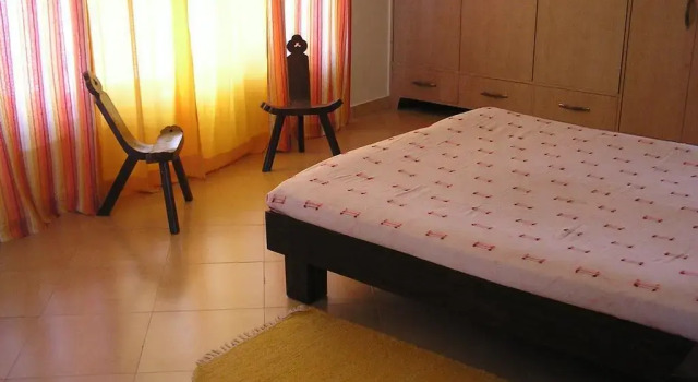 Villa Camelot, Rezervovat Vila Hotely v Bangalore s parkováním, Parkování