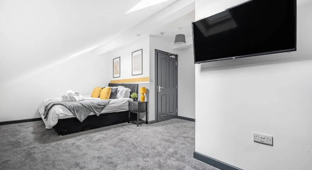 5-bed 5 En-suite Apartment in Manchester, Забронировать Апартаменты/квартира Уайтфилд 