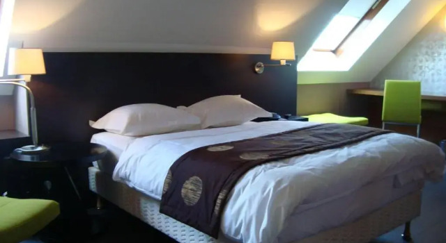 Standard Dreier Zimmer Hotel Restaurant Crystal