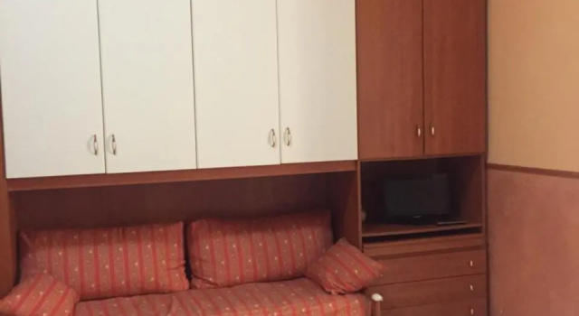 Don Vincenzo's home, Забронировать Отель Отели Неаполя 3 звезды, рядом с Площадь Пьяцца-Беллини, 3*