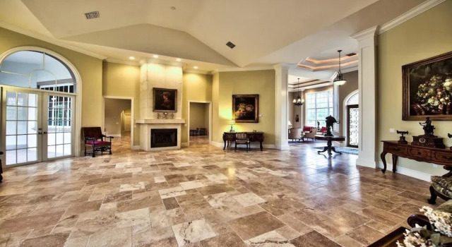 Solterra Vacation Rental: Luxury 3-BR Condo with Lake & Golf Views. Access to Luxury Pool, Hot Tub, and Golf Courses at Lely Resort. Close to Naples Beaches, 5th Avenue S, and Marco Island, Reserva ahora Apartamento Lely Florida