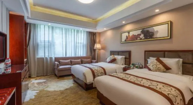 Люкс Earth Sunshine Hotel