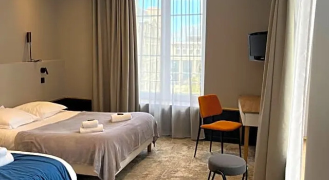 Трёхместный номер Standard Hotel Brasserie Armoricaine