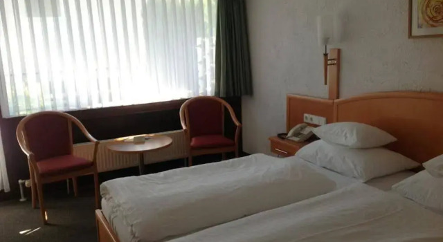 Hotel-Restaurant Sonne, Rezervasyon Otel Talheim Baden-Württemberg