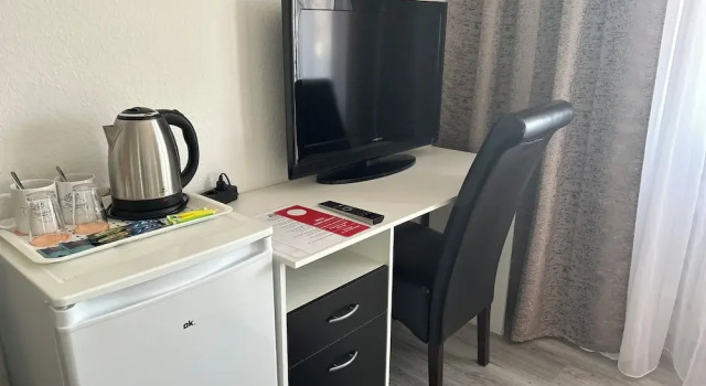 Двухместный номер Economy с балконом Hotel Hasselberg
