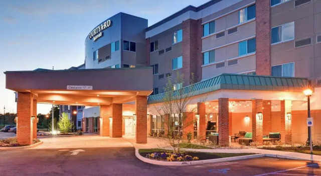 Courtyard Long Island Islip Courthouse Complex, Book Hotel Central Islip Long Island