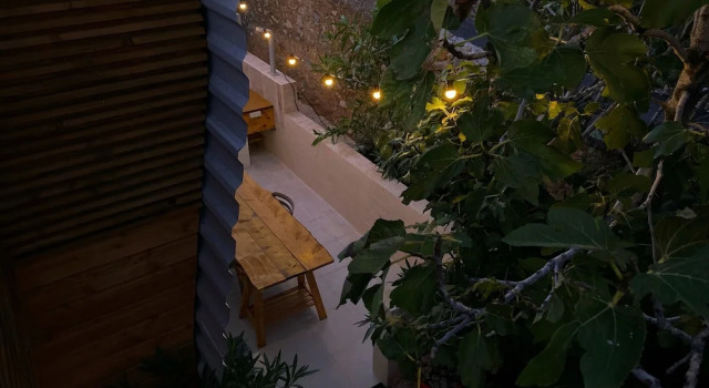 Tilley Lounge Cocoon, Book Hotel Fitou Corbières