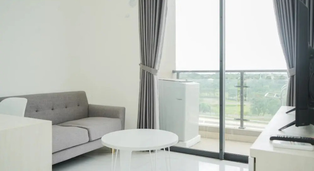 Comfortable Design 2BR with Washing Machine Sky House BSD Apartment, Rezervovat Apartmán Legok West Java