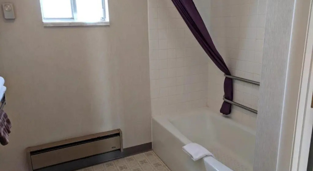 Четырёхместный номер Standard Aquarius Inn