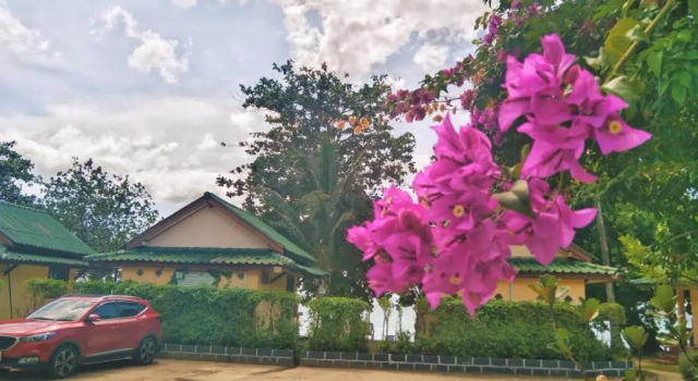 Коттедж Sangtawan Resort