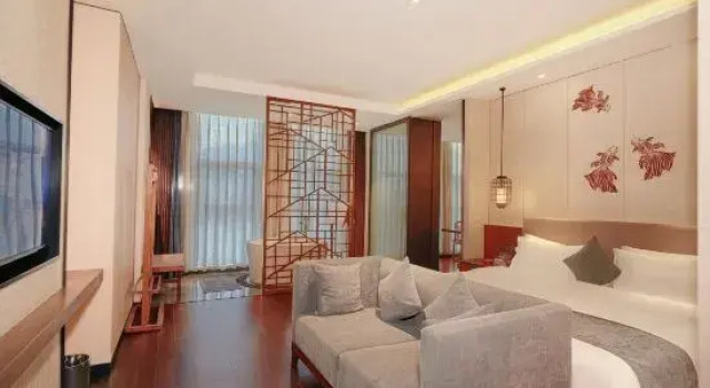 Люкс Executive Zhongyi Grand Hotel
