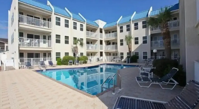 Номер Standard Poolside Villas 308 2 Bedroom Condo by RedAwning