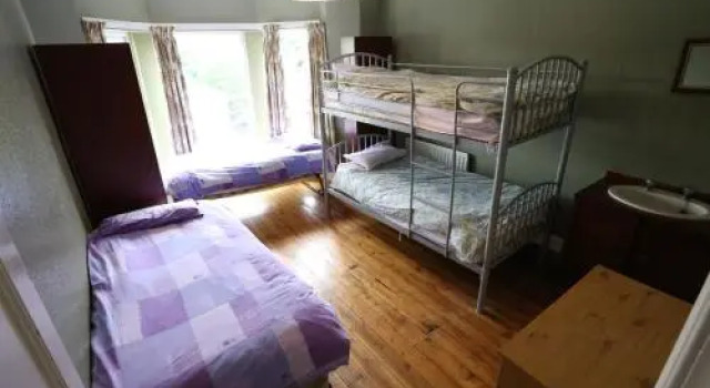 Castle Hostel, Забронировать Хостел Балликасл Графство Антрим