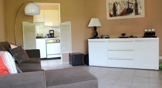 Studio in Saint-raphaël, With Pool Access and Furnished Terrace - 5 km