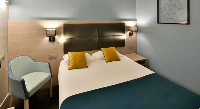 Номер Superior Brit Hotel Landivisiau