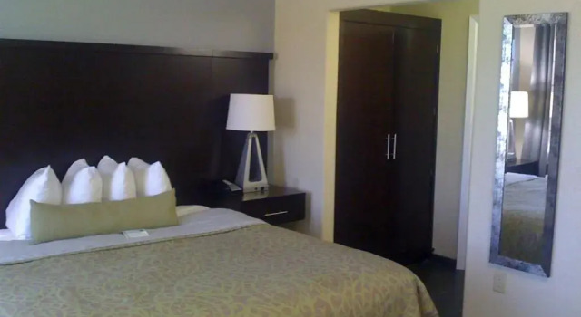 Run of House Staybridge Suites Houston Stafford - Sugar Land by IHG