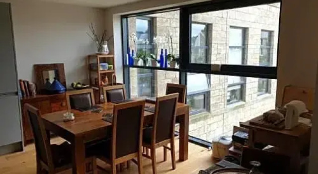 1 double guest bedroom in my home North Leeds, Book Pension Leeds West Yorkshire
