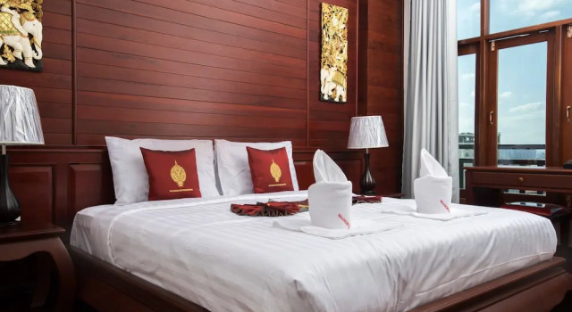 Номер Standard Manorom Chateau Hotel