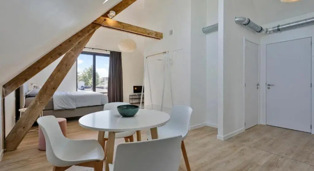 Полулюкс BnB Manere