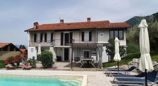 Holiday Home near Lago Maggiore Pool, Забронировать Отель Отели в центре Порто Вальтравалья, в центре