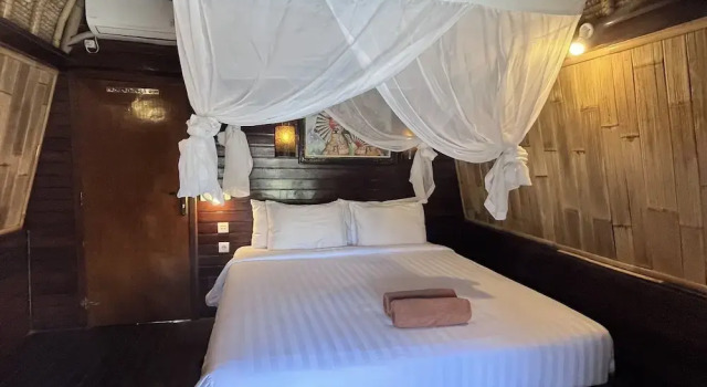 Коттедж с видом на бассейн Rama Garden Lembongan