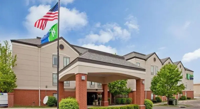 Люкс с 2 комнатами Comfort Inn & Suites Saint Louis Lafayette Square