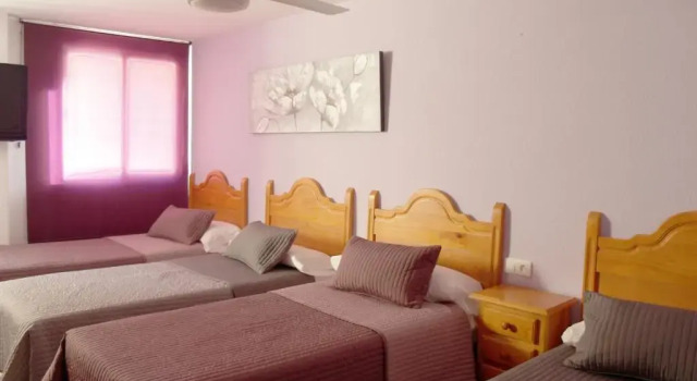Четырёхместный номер Standard Hostal Gonzalez