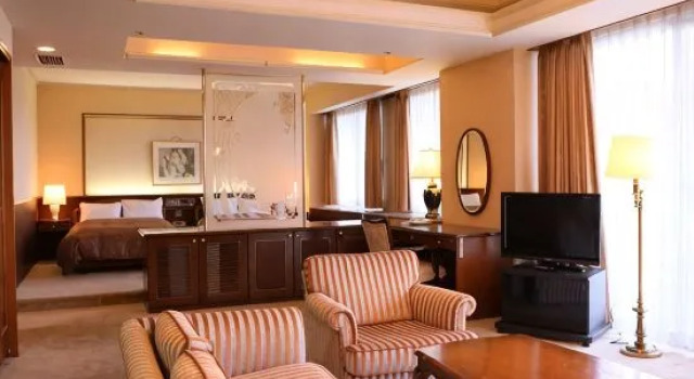 Полулюкс Resort Hotel Tateshina
