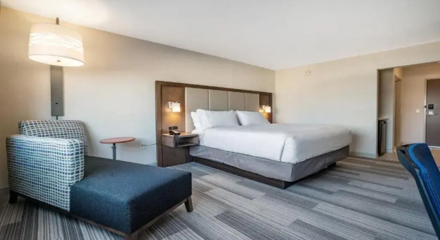 Люкс Holiday Inn Express & Suites Platteville by IHG