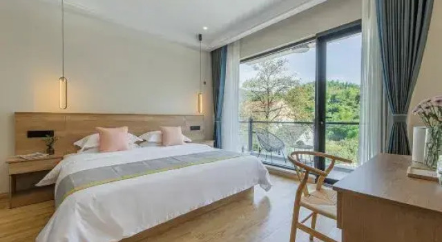 Люкс Mountainside Yongsu Starry Sky Pool Sky Curtain Mountain Resort Meishu (Anji Lingfeng Resort Shop)