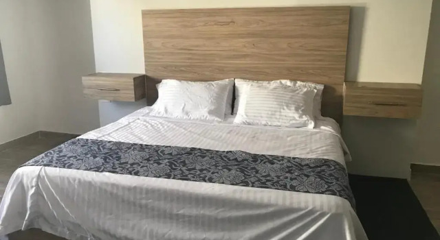 Четырёхместный номер Standard Hotel Flamingo