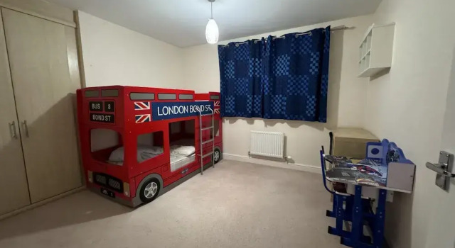 Коттедж Spacious 4Bd House With Character In Coventry