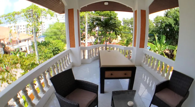 Вилла IZZYLAND Luxury Pool Villa Pattaya Walking Street