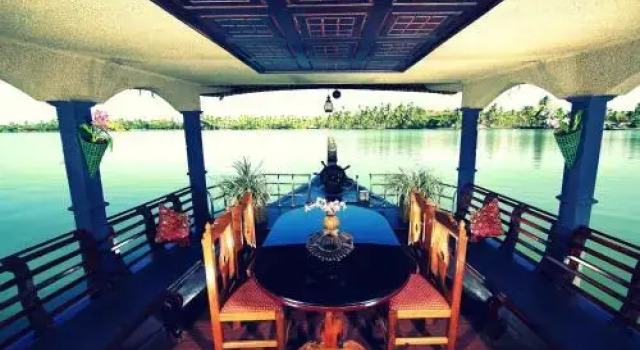 Angel Queen House Boats, Varaa Hotelli Kainakary New Delhi
