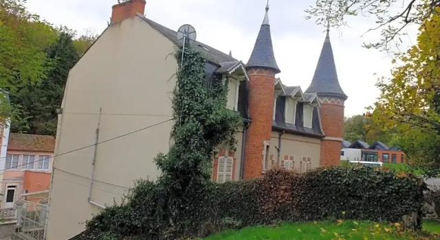 Le Petit Manoir, Prenota Hotel Hotel a Creuse con parcheggio, Parcheggio