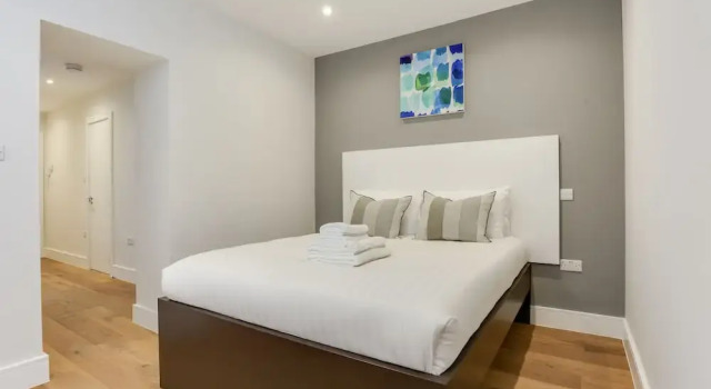 Студия Deluxe Queensborough Terrace Serviced Apartments