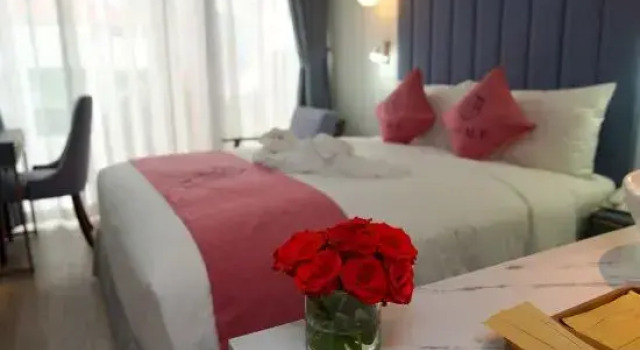 Номер Deluxe HOME Hotel