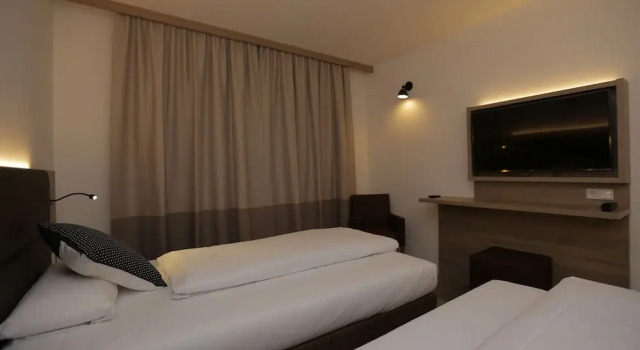 Двухместный номер Economy Galeria Hotel Walldorf
