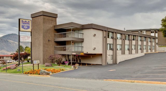 Knights Inn Kamloops, Book Hotel Kamloops Thompson Okanagan