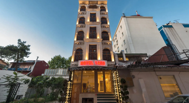 Hotel 1453