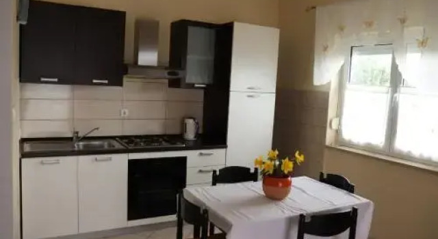 Apartments Vesna, Prenota Appartamento Hotel a Isole Quarnerine con parcheggio, Parcheggio