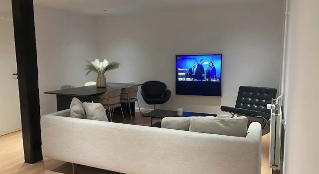 Апартаменты Superior Maison Nord 6 min from Airport & Sleep 6