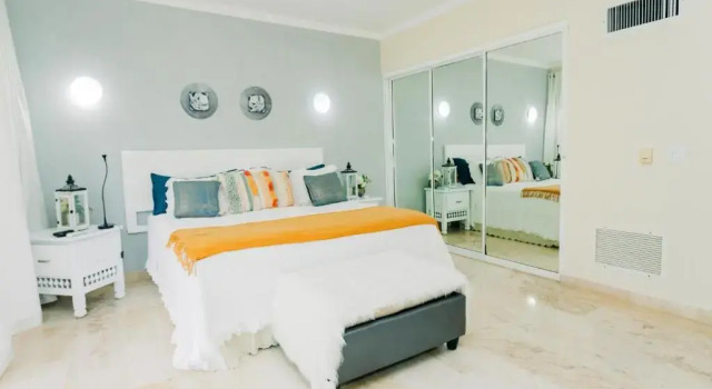 Villa en Punta Cana vista a golf de 4 habitaciones, Rezerwuj Willa Wille w Punta Cana, Willa
