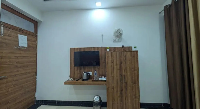 Номер Deluxe Taj Street Hostel
