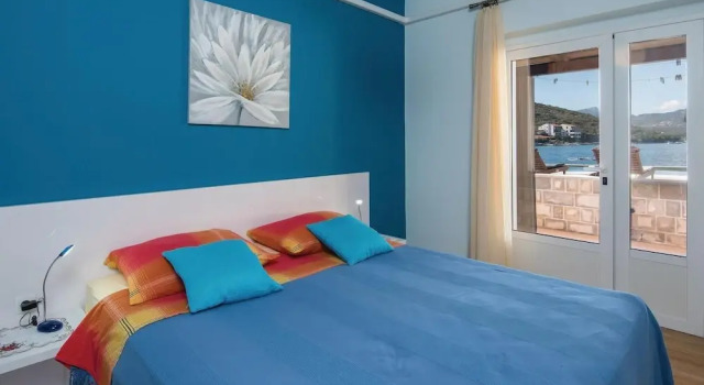 Awesome Home in Luka Dubrava With Wifi and 3 Bedrooms