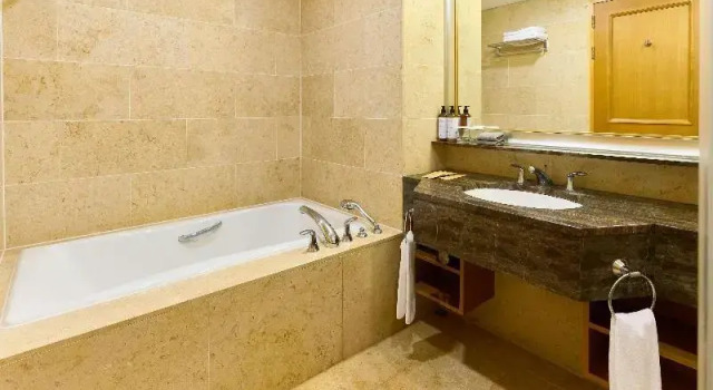 Двухместный номер Deluxe с балконом Mercure Ambassador Jeju