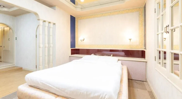 OYO Hotel Tatsuyoshi Osaka Sennan, Prenota Hotel Misaki Prefettura di Osaka