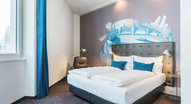 Номер Standard Motel One Basel