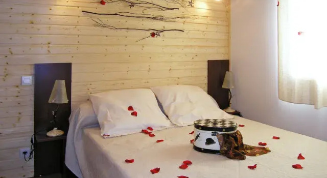 Les Hameaux de Miel, Book Hotel Hoteller i Beynat med pool, Swimmingpool