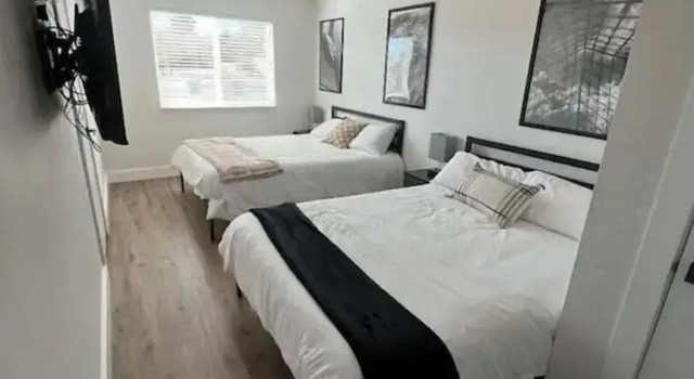 Коттедж NEW 7bdrm-4ba Million+ Estate W/amazing Amenities